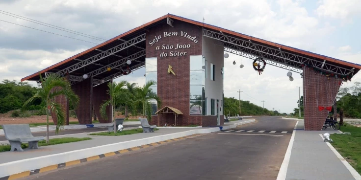 Justiça manda prefeitura regularizar quadro de servidores em São João do Sóter