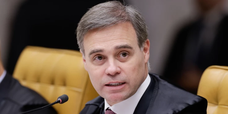 Mendonça homologa delação sobre financiamento do filme sobre Bolsonaro