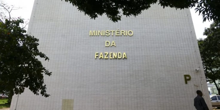 Governo reduz projeção do PIB para 2% em 2026 e 2,3% em 2027